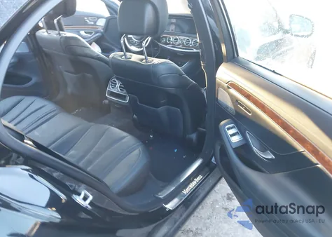 2017 Mercedes-Benz S 550 4Matic z USA, uszkodzony, nr VIN WDDUG8FB8HA332655